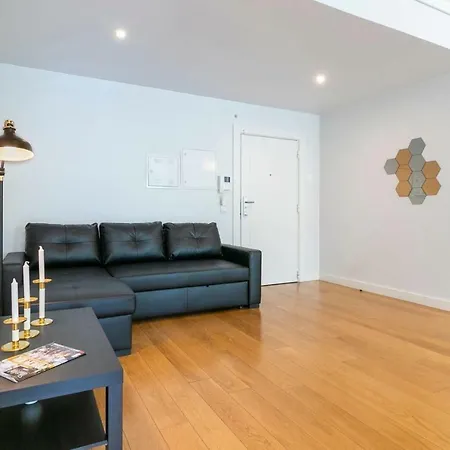 Apartment Guestready - Spacious Campolide Family Apt Fits 6 Lisbon