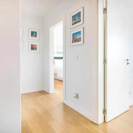 Apartment Guestready - Spacious Campolide Family Apt Fits 6 Lisbon