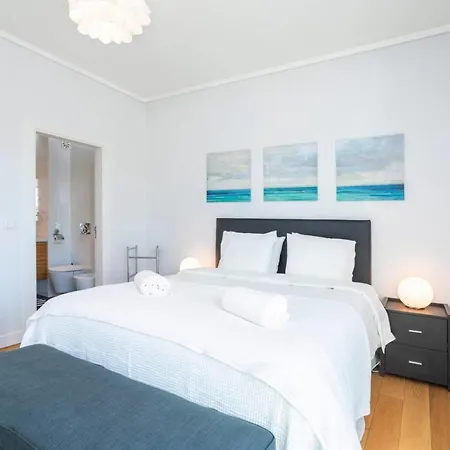 Apartment Guestready - Spacious Campolide Family Apt Fits 6 Lisbon